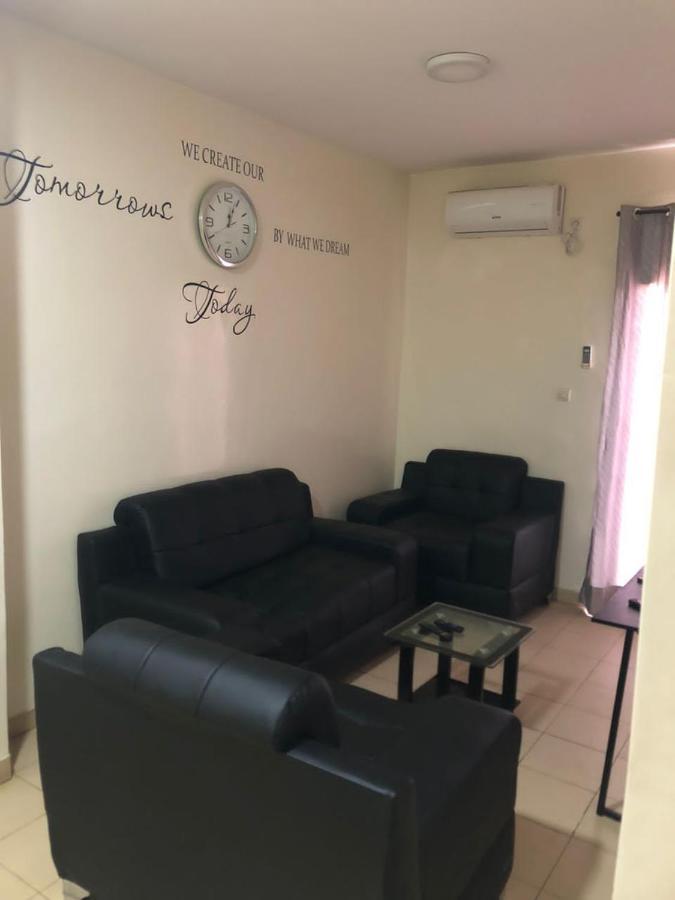 2 Salon Cite Mixta Apartamento